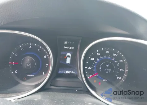 2014 Hyundai Santa Fe Sport 2.4L z USA, uszkodzony, nr VIN 5XYZU3LB4EG143870